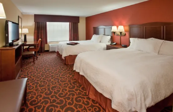 Hampton Inn & Suites Watertown Hôtels à : 