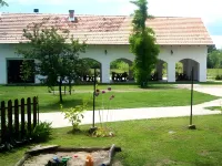 Bauer Resort Countryside Retreat Hotels in 