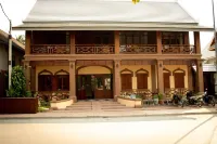 Luangsay Inn Hotels in 