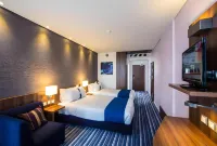 Holiday Inn Express Lisbon Airport