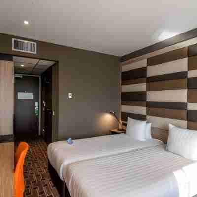 XO Hotels Blue Tower Rooms