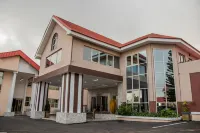 Royal Parklane Hotel Hotels near Champions Playground