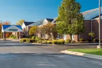 هوم تاون إستوديوز باي ريد روف إيست لانسينج - أوكيموس