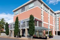 Hampton Inn & Suites Clayton/St. Louis-Galleria Area - Parking