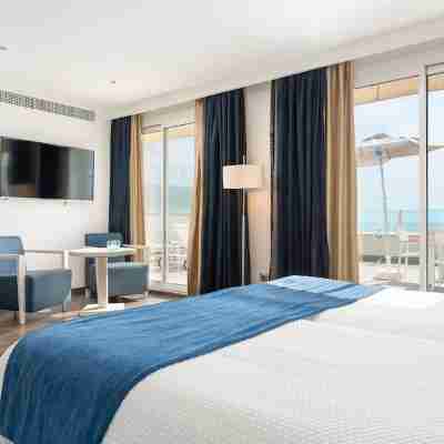 Hotel Cala Bona Rooms