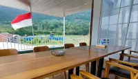 Green Mountain Villa Garut Hotels in Banyuresmi