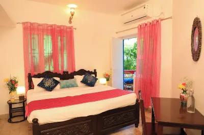 Le Clarisse Guest House Hotels near Barathiyar Meseum at Pondicherry