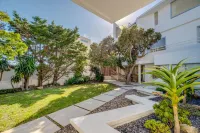 Six Bedroom Holiday Villa on Three Levels w Pool Silvertree Hotels in 