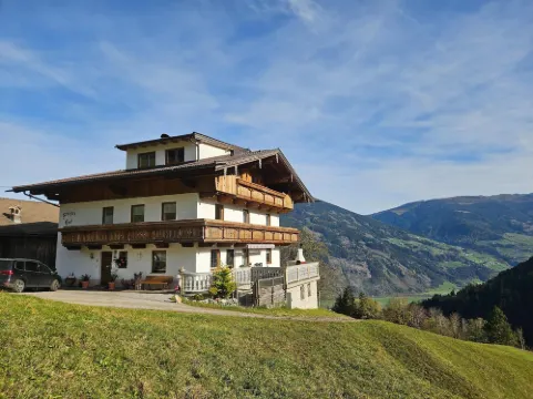 Apartment in Zillertal Near Ski Slopes