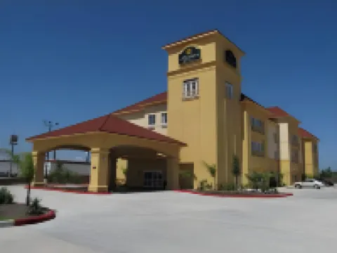 La Quinta Inn & Suites by Wyndham Orange