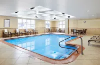Homewood Suites by Hilton Champaign-Urbana - Swimmingpools
