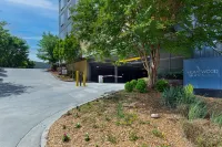 Homewood Suites by Hilton Atlanta/Perimeter Center - parking