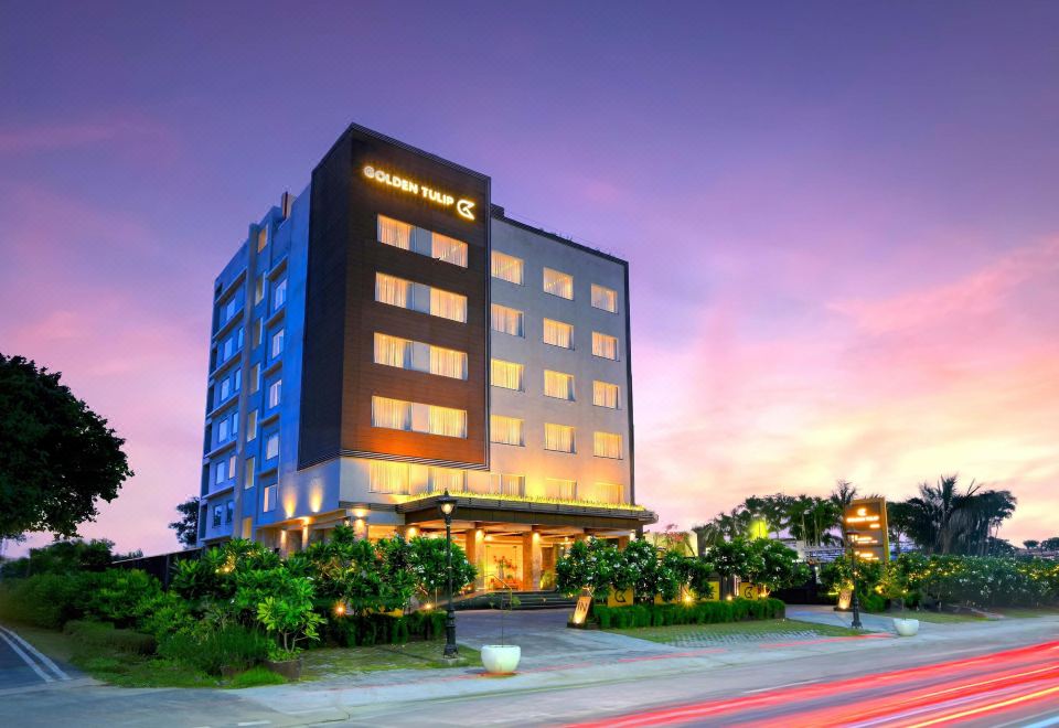 Golden Tulip Agra