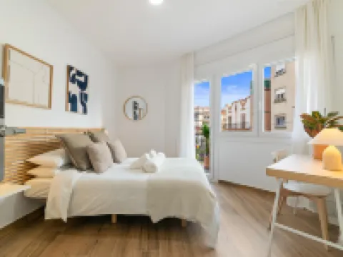 Livinn House - Self Check IN Hotels in L'Hospitalet de Llobregat