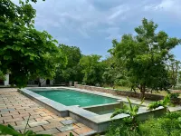 Pangarh Lake Retreat Hotels in Chittaurgarh