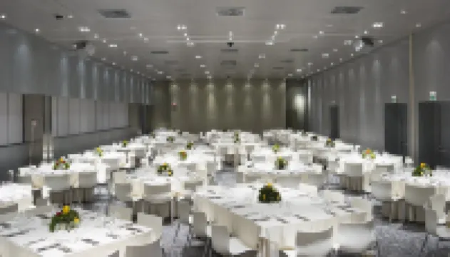 UNA HOTELS T Hotel Cagliari