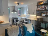 BEST, Location, New remodel, Block to Gondola&Town