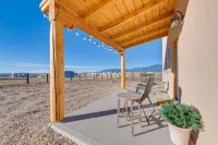 Charming free standing Casita in Taos, NM
