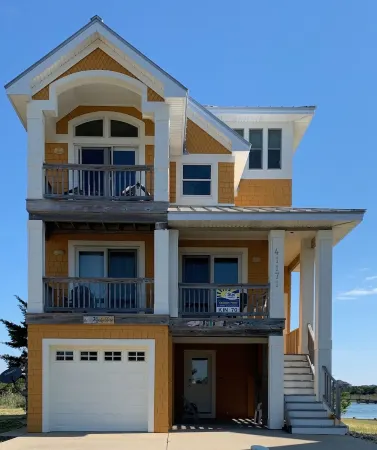 Perfect Outer Banks Pool Home -Minutes To Best  Beaches ~ Pet-Friendly!