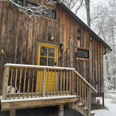 Cabin 85: 2 Bedrooms + 2 Lofts Perfect Retreat!