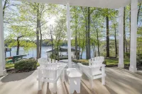 Lake Gaston Waterfront Home!  Our Guests Love Using Our Free Pontoon Boat !