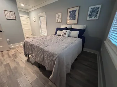 Quaint 1Br/Ba entire guest house in heart of Hist. Downtown Winter Garden Hotels near Marshalls & HomeGoods