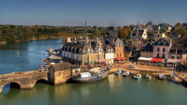 Apartment T1 bis St Goustan Hotels in Auray