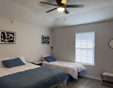 North side 3 bedrooms 2 bath