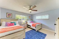 IMG - Coastal Heaven Pool & Games 4BR 6 miles to the beach! - พร้อมระเบียง