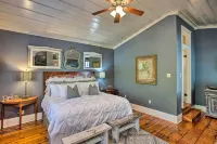 *NEW* King Bed/Fireplace/Jetted Tub/Free Bikes