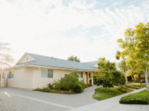Spacious home 7 minutes away from the beach! Hotels in Goleta