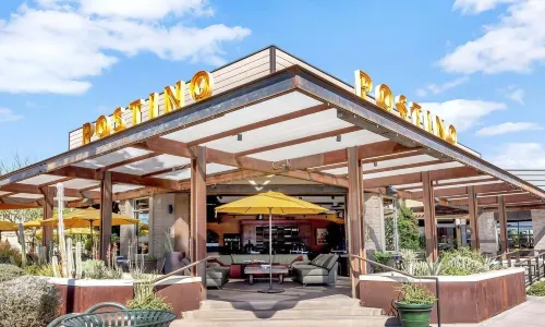 New Home in Down Town Gilbert-Heated Pool, Fire Pits, BBQ