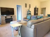 Cozy ranch in quiet neighborhood