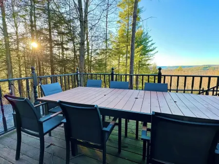 Cabin w/ Mountain Views, Hot Tub, AC, Pet + Family Friendly, WFH, Fireplace