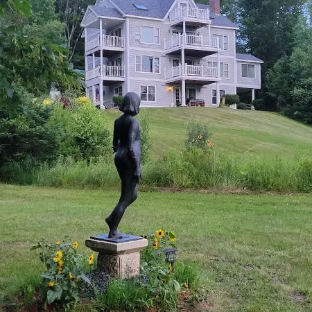 Sir Richards Waterbury Stowe Lake View Escape - Ski - Kayak -  Privacy