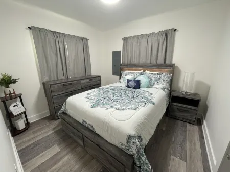 Lovely # 3 apartment near Lake Okeechobee and Marina. Отели в г. Кльюистон