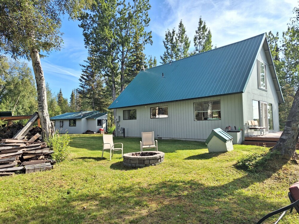 Walt's Point cabin on the gorgeous Kenai River in Soldotna..Alaska's Playground! Hotels in Soldotna