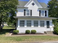 Secluded Seaside Village Retreat in Fishing Town Hotels near Chesapeake Bay Bridge-Tunnel