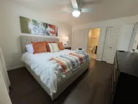 Family Friendly | Skiers Welcome | Sleeps 11 | Washer/Dryer | Smart TVs | Garage Hotel dekat Millcreek Canyon Winter Gate