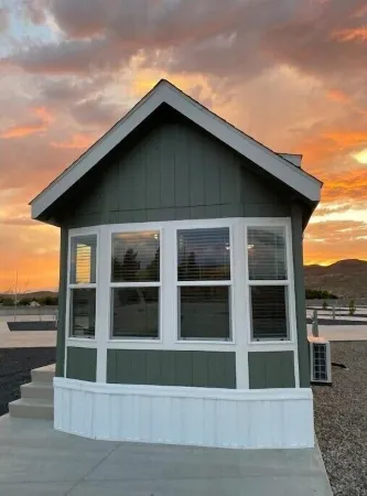 Cozy Stay in a Fun Tiny Cottage! BRAND NEW