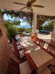 Panoramic, Independent by the sea direct access to the beach