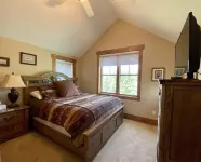 Your family wants to relax in the mountains from the deck @ Montaña Azul, Mt CB!