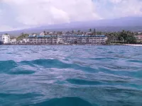 Ocean Front 2 BR Condo-ocean views from every room. 2nd floor Kona Reef "A" bldg