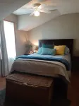 Cedarburg apartment in prime location on Washington Ave Hotels near Cedarburg Art Museum
