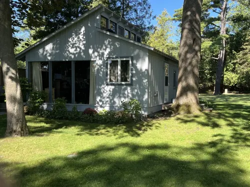 Beautiful On Big Glen Lake Sandy Beach! - Villas
