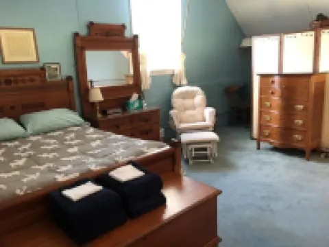 Ann’s Schoolhouse Hotels in Orleans County