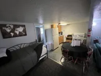 Stay in Paradise! Motel in Walleye Capital & close to Lake Erie Island ferries. Hotels in Portage Township