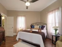 Southern Porch Charmer - Walk to Downtown Main Street and Waterfront! Hotels in Edenton