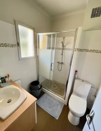 Studio face à la mer Отели в г. Проприано