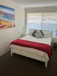 The Chilli Spot - Family Accommodation Beach-Side. Walk into to Town & Beach!